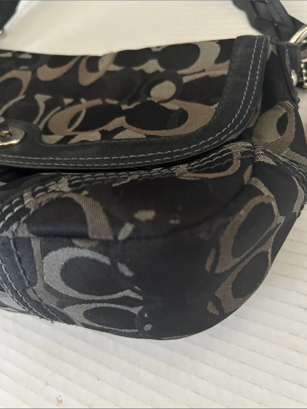 coach shoulder